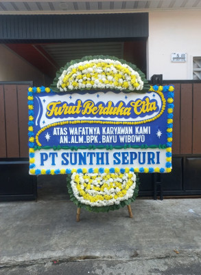 Papan Bunga Duka di Purbayan